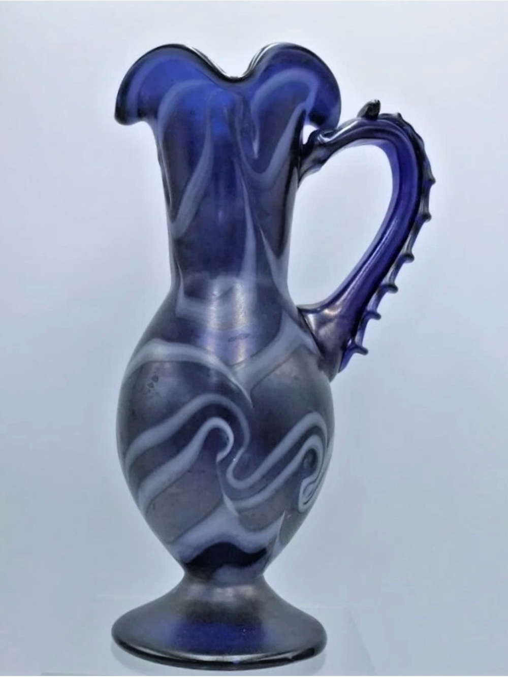 Magnificent Art Nouveau Changeart Décor Iridescent Art Glass Ewer Pitcher Vase